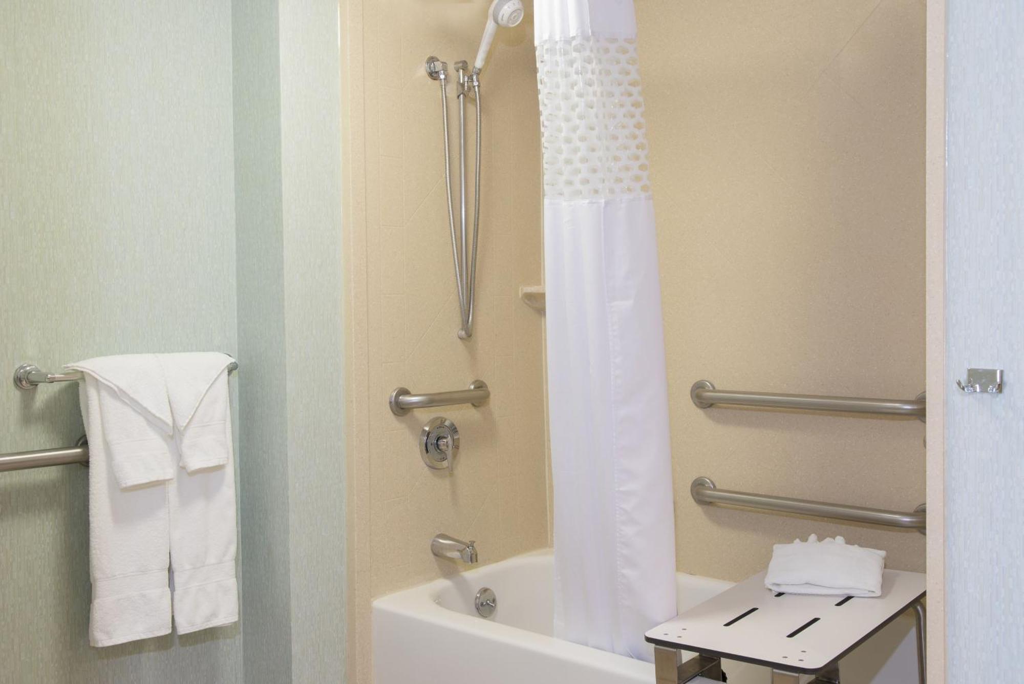 Hampton Inn & Suites Кокомо Екстер'єр фото